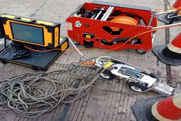 石峰CCTV管道检测机器人