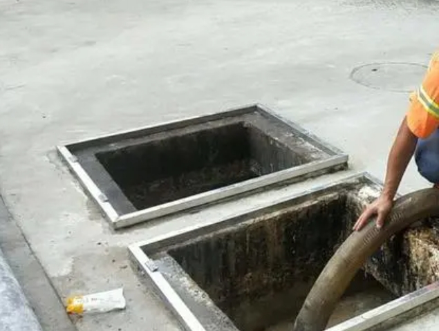石峰化粪池清理